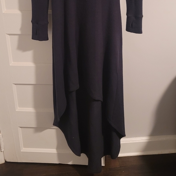 Wool dress - Picture 5 of 5